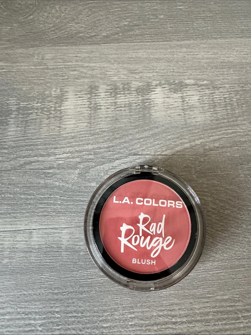 L.A. Colors Rad Rouge Blush - Rose Coral